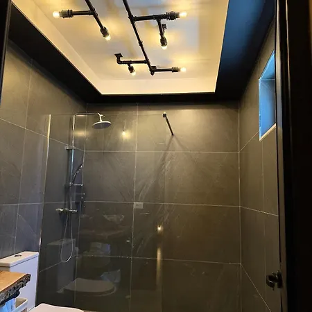 Sacred Bed & Breakfast Shkoder